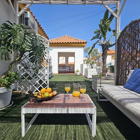 Atico Con Gran Terraza Y Barbacoa En Zahara * ساهارا ذي لوس أتونِس
